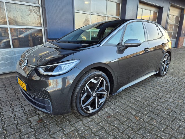 Volkswagen Id.3 - FIRST PLUS 58 KWH, BTW auto, 204pk, Stoelverwarming, Camera, ALL IN PRIJS!
