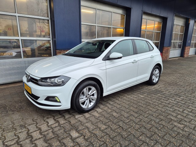 Volkswagen Polo - 1.0 TSI COMFORTLINE BUSINESS, CARPLAY, NAVI, ADAPTIEVE CRUISE, ALL IN prijs!