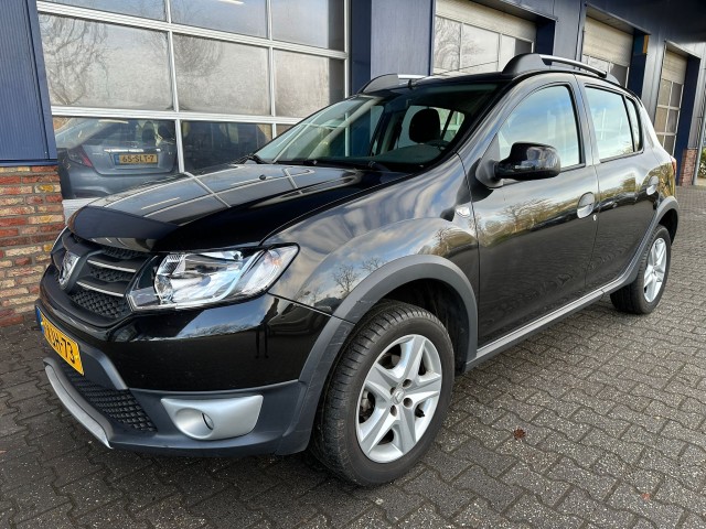 Dacia Sandero - 0.9 TCE Stepway Lauréate, Trekhaak, Navigatie, 1e Eigenaar auto. Parkeerhulp, ALL IN PRIJS!