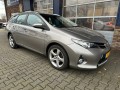 TOYOTA AURIS 1.6 ASPIRATION TREKHAAK.  CAMERA.  NAVI.  ALL.IN., Autobedrijf Henri Van Der Veen, Nieuwleusen