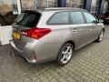 TOYOTA AURIS 1.6 ASPIRATION TREKHAAK.  CAMERA.  NAVI.  ALL.IN., Autobedrijf Henri Van Der Veen, Nieuwleusen