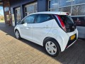 TOYOTA AYGO 1.0 VVT-I X-PLAY, Camera, Carplay, ALL In prijs!, Autobedrijf Henri Van Der Veen, Nieuwleusen