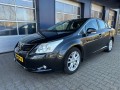 TOYOTA AVENSIS 1.8 VVTI Executive Business, Camera, Trekhaak, Cruise controle, Navi, ALL IN prijs!, Autobedrijf Henri Van Der Ve