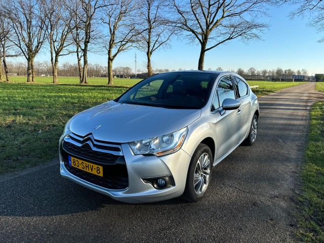 CITROEN DS4 1.6 THP automaat leder navi massage trekhaak NAP, Elbers auto's, Overloon