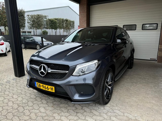 MERCEDES-BENZ GLE COUPE 350d 9G AMG 360 camera night pakket trekh., Elbers Auto's, Overloon