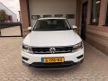 VOLKSWAGEN TIGUAN 1.5 TSI 150 pk pano elektr. trekh massage Carplay, Elbers Auto's, Overloon