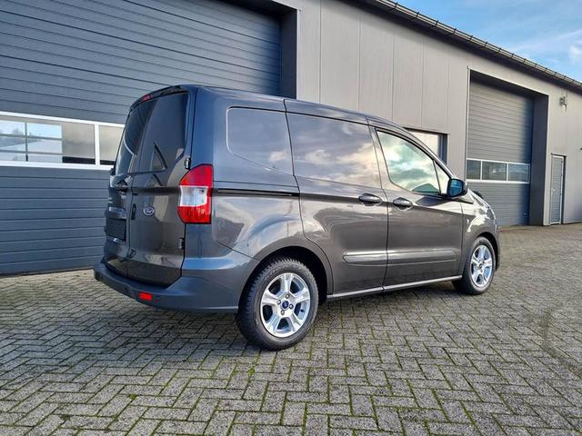 FORD TRANSIT Courier 1.5 TDCi 100PS Limited Klimaa... Autosoft BV, Enschede