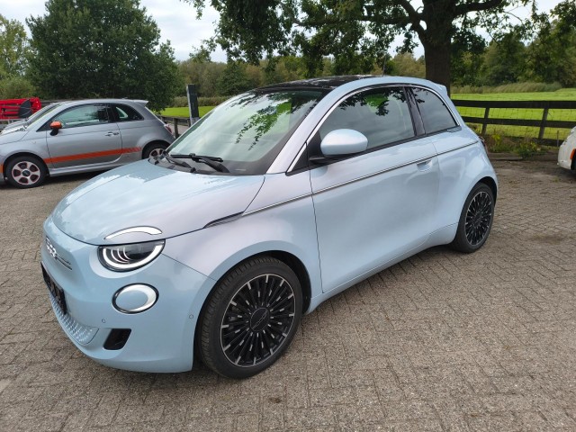 FIAT 500 E-3+1-Panoramadak -42KW -Snelladen -Magic Eye- meer..., 500e Fiat Center , Kortenhoef