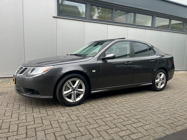 SAAB 9-3 Sedan 2.0 ltr in 4x4 in Carbon grijs  115000 km, W. ter Braake Motoren, Nijeveen