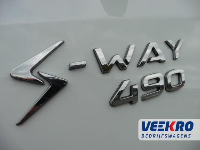 IVECO S-Way S-Way 13 liter 490 PK, VOLLEDIG LUCHT GEVEERD! Veekro Bedrijfswagens, 1681 PJ Zwaagdijk