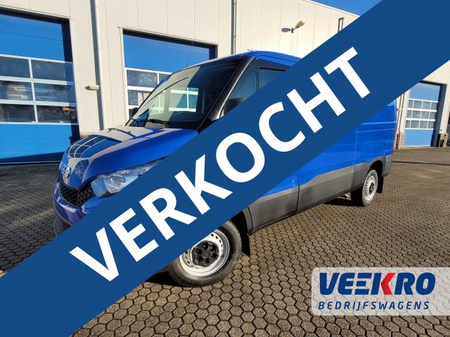 IVECO DAILY 3500 KG, 3.0 170 PK, Automaat! , Veekro Bedrijfswagens, Zwaagdijk