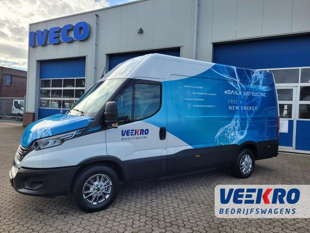 IVECO DAILY Volledig Elektrisch voertuig! 3500 KG trekgewicht! , Veekro Bedrijfswagens, Zwaagdijk