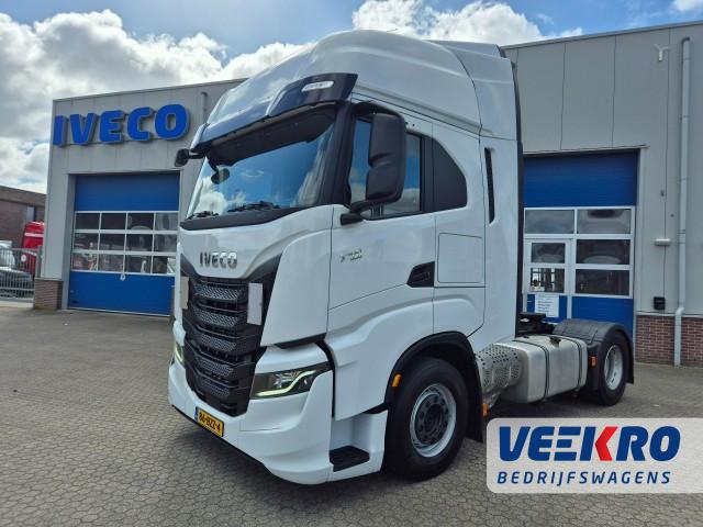 IVECO S-WAY AS440S46T/P, Veekro Bedrijfswagens, Zwaagdijk