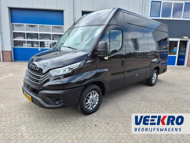 IVECO DAILY 3500Kg 160PK automaat. UIT VOORRAAD LEVERBAAR! BPM VRIJ!!!!, Veekro Bedrijfswagens, Zwaagdijk