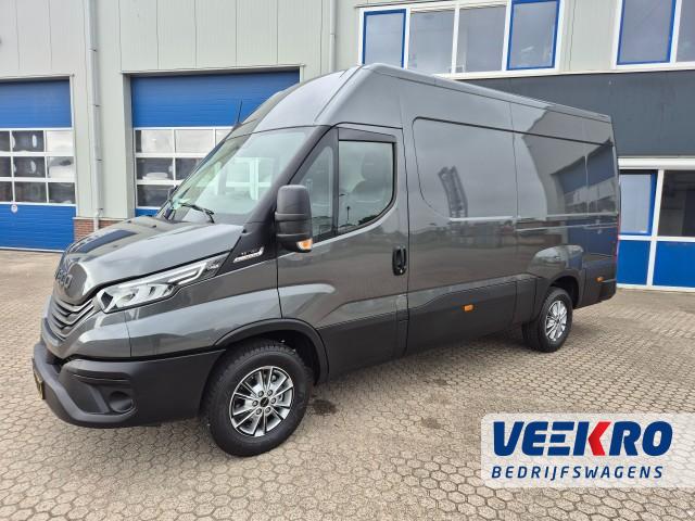 IVECO DAILY VAN 3500Kg 160PK automaat. BPM VRIJ!!!!, Veekro Bedrijfswagens, Zwaagdijk