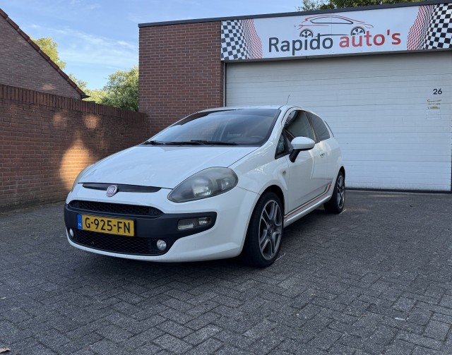 FIAT PUNTO 1.4-16V M-AIR DYN. 2011 Airco , Rapido Auto's, Enschede
