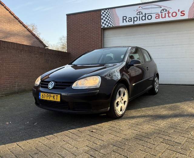 VOLKSWAGEN GOLF 1.6 FSI TRENDLINE Automaat Leder stoelen , Rapido Auto's, Enschede