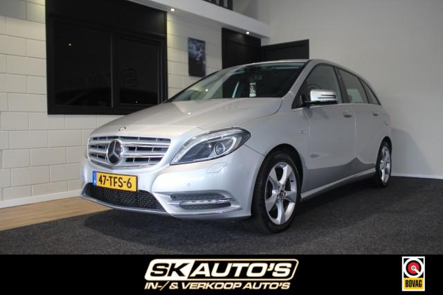 MERCEDES-BENZ B-KLASSE 180 AMBITION NAP! AFN TREKHAAK PDC CRUISE ALL-IN RIJKLAAR PRIJS!, SK Autos, Emmen