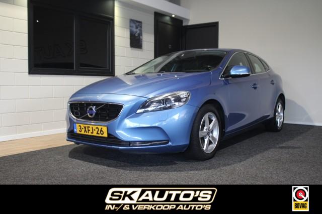 VOLVO V40 2.0 D4 MOMENTUM BNS NAVI CRUISE STOELV NAP! CLIMA ALL-IN! , SK Autos, Emmen