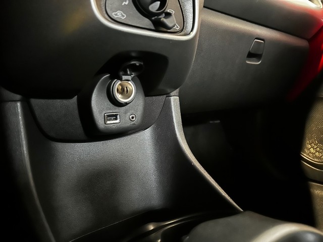 PEUGEOT 108 1.0 E-VTI ACTIVE NAP, AIRCO, BLUETOOTH, 5DRS , SK Autos, Emmen