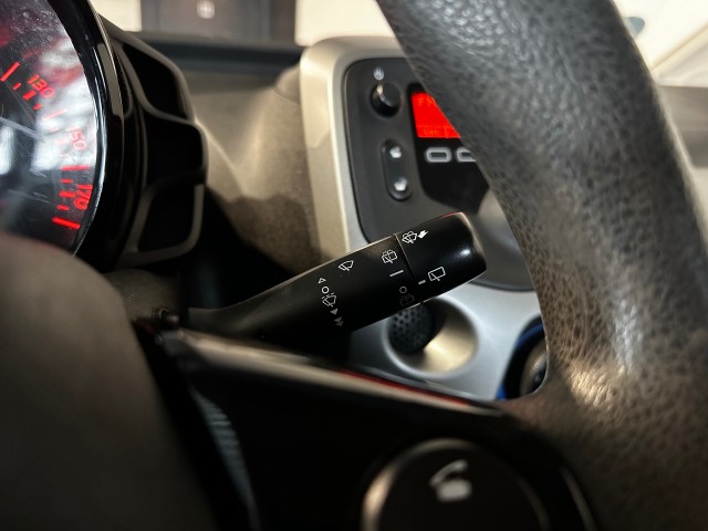 PEUGEOT 108 1.0 E-VTI ACTIVE NAP, AIRCO, BLUETOOTH, 5DRS , SK Autos, Emmen