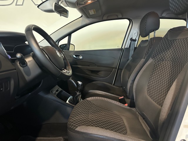 RENAULT CAPTUR 0.9 TCE INTENS NAP l CRUISE l CAMERA l 17INCH l CLIMATE l, SK Autos, Emmen