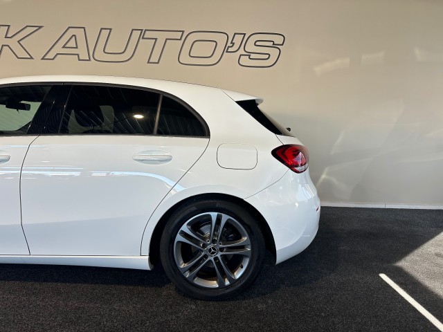MERCEDES-BENZ A-KLASSE 160 - NAP l CLIMA l CRUISE l CAMERA l CARPLAY l 17INCH l , SK Autos, Emmen