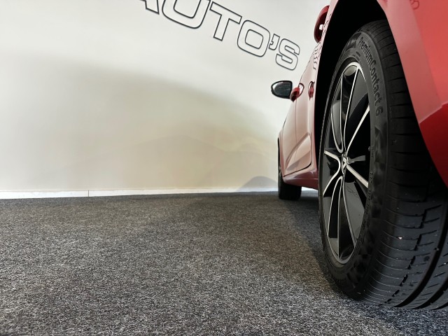 RENAULT MEGANE 1.3 TCE GT-LINE CLIMA l CAMERA l PDC l LMV l STOELVERW l, SK Autos, Emmen