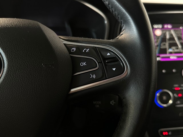 RENAULT MEGANE 1.3 TCE GT-LINE CLIMA l CAMERA l PDC l LMV l STOELVERW l, SK Autos, Emmen