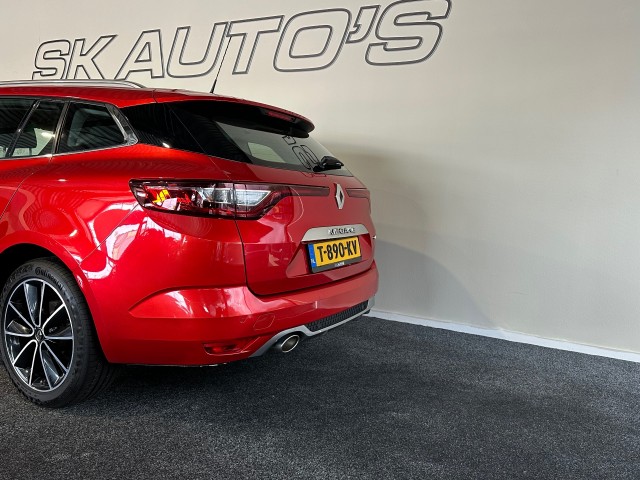 RENAULT MEGANE 1.3 TCE GT-LINE CLIMA l CAMERA l PDC l LMV l STOELVERW l, SK Autos, Emmen
