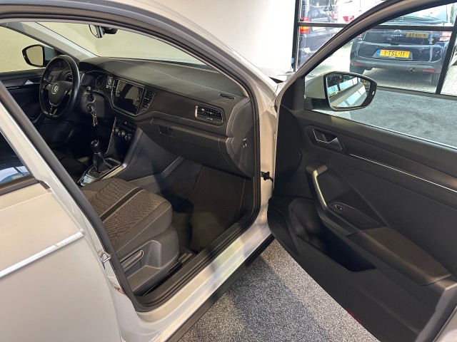 VOLKSWAGEN T-ROC 1.0 TSI STYLE, SK Autos, Emmen