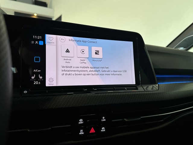 VOLKSWAGEN GOLF 1.5 TSI R-LINE LED l CLIMA l STOEL/STUURVERW l SFEERVER l , SK Autos, Emmen