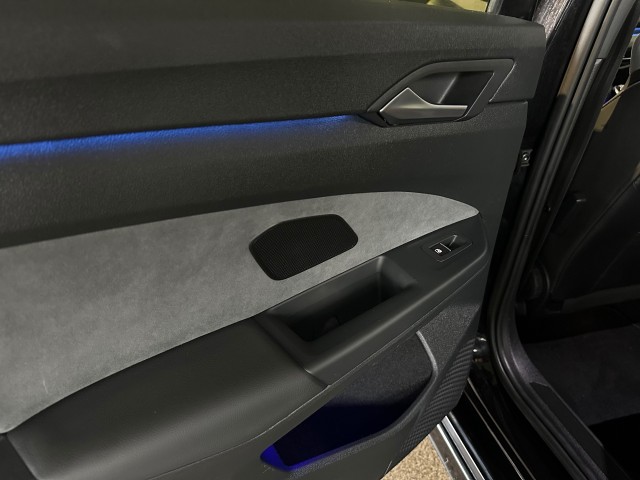 VOLKSWAGEN GOLF 1.5 TSI R-LINE LED l CLIMA l STOEL/STUURVERW l SFEERVER l , SK Autos, Emmen