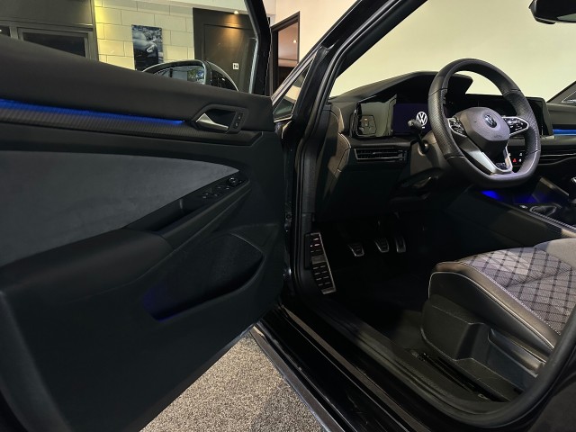 VOLKSWAGEN GOLF 1.5 TSI R-LINE LED l CLIMA l STOEL/STUURVERW l SFEERVER l , SK Autos, Emmen