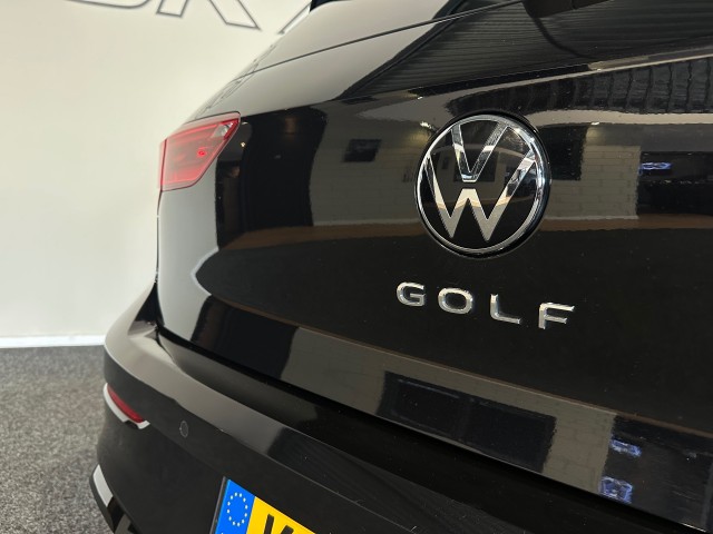 VOLKSWAGEN GOLF 1.5 TSI R-LINE LED l CLIMA l STOEL/STUURVERW l SFEERVER l , SK Autos, Emmen