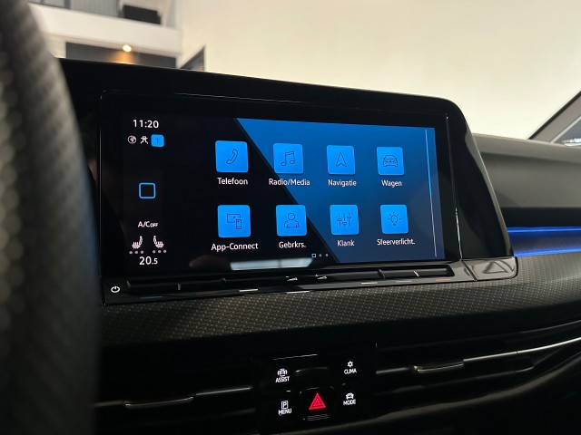 VOLKSWAGEN GOLF 1.5 TSI R-LINE LED l CLIMA l STOEL/STUURVERW l SFEERVER l , SK Autos, Emmen