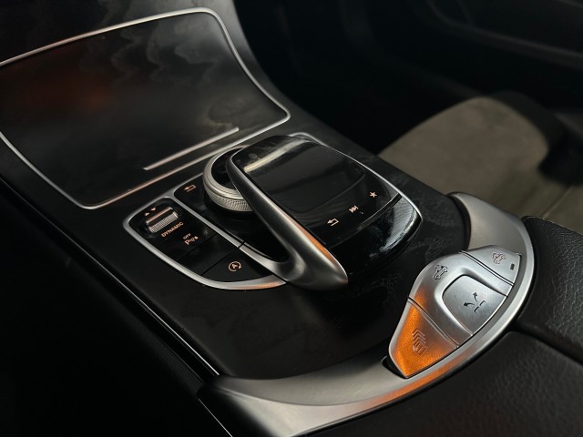 MERCEDES-BENZ C-KLASSE C klasse 300 AMG-Line l AIRSCARF l NAVI l LED l STOELVERW l , SK Autos, Emmen