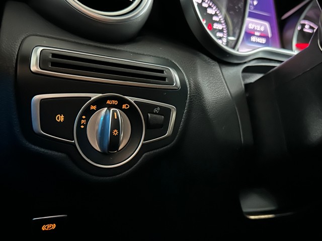 MERCEDES-BENZ C-KLASSE C klasse 300 AMG-Line l AIRSCARF l NAVI l LED l STOELVERW l , SK Autos, Emmen