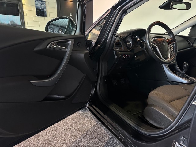 OPEL ASTRA 1.4 BERLIN NAP l 1STE EIG l LMV l TREKHAAK l CRUISE l , SK Autos, Emmen