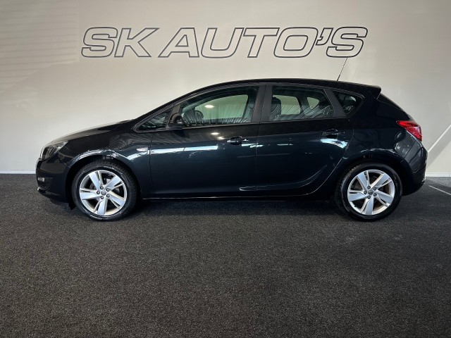 OPEL ASTRA 1.4 BERLIN NAP l 1STE EIG l LMV l TREKHAAK l CRUISE l , SK Autos, Emmen
