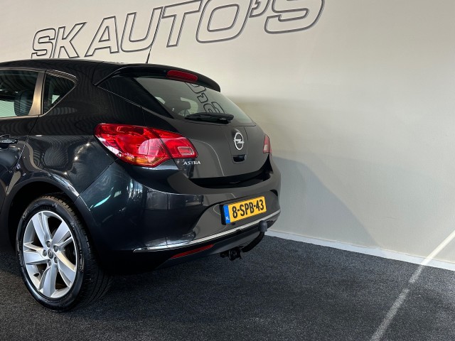 OPEL ASTRA 1.4 BERLIN NAP l 1STE EIG l LMV l TREKHAAK l CRUISE l , SK Autos, Emmen