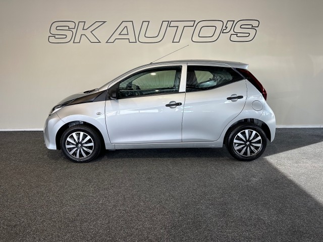 TOYOTA AYGO 1.0 VVT-I X-FUN l AIRCO l ELEK RAMEN l LED l BLUETOOTH l , SK Autos, Emmen