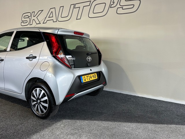 TOYOTA AYGO 1.0 VVT-I X-FUN l AIRCO l ELEK RAMEN l LED l BLUETOOTH l , SK Autos, Emmen