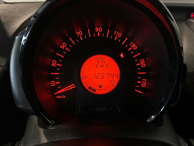 TOYOTA AYGO 1.0 VVT-I X-FUN l AIRCO l ELEK RAMEN l LED l BLUETOOTH l , SK Autos, Emmen