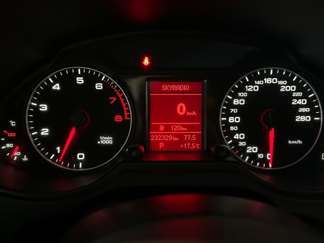 AUDI Q5 2.0 TFSI Q. PL.S XENON l STOELVERW l PDC l CRUISE l , SK Autos, Emmen