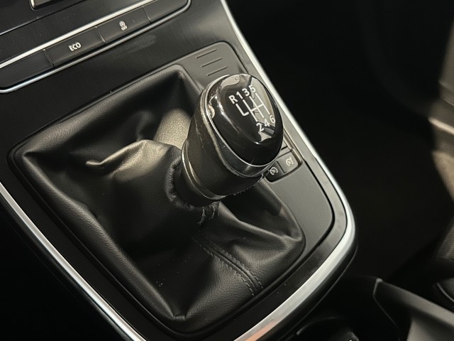 RENAULT SCENIC 1.2 TCE INTENS l LED l PDC l CRUISE l NAVI l LMV l , SK Autos, Emmen