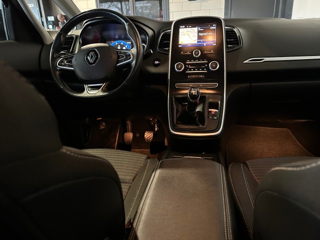 RENAULT SCENIC 1.2 TCE INTENS l LED l PDC l CRUISE l NAVI l LMV l , SK Autos, Emmen