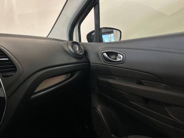 RENAULT CAPTUR 0.9 TCE INTENS l LED l CRUISE l CAMERA l TREKHAAK l CLIMATE l, SK Autos, Emmen