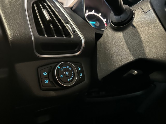 FORD B-MAX 1.0 ECOB. TITANIUM l NAVI l TREKHAAK l PDC l STOELVERW , SK Autos, Emmen