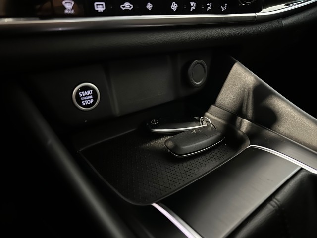 NISSAN QASHQAI 1.3 MHEV N-CONNECTA l 1STE EIG l PANO l LED l CARPLAY l 360 CAM l , SK Autos, Emmen